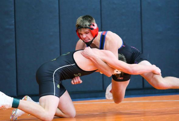 Local teams wrestle strong at Osceola