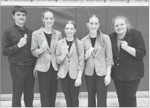 THE HIGH PLAINS STORM placed third at the District D2-2 Speech Competition at Wayne High School last Monday. State qualifiers for the storm include Garyt Lesiak, OID; Rylee Hofmann, OID; Madi Zerr, OID, Duet, and POI; Peyton Hofmann, OID, Duet, and Entertainment; and Jayden Engler, Poetry. Courtesy Photo