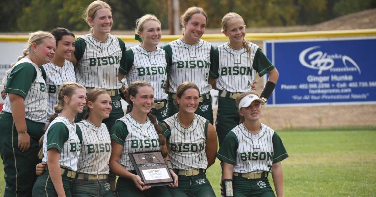 No Shame In That It wasn’t a storybook ending, but on Friday the team showed their grit. Back row: Paige Grigsby, Deja Fothergill, Journi Schindler, Londyn Fisher, Riley Burbach, Sophie Moser. Front: Emma Steinke, Juno Ryan, Emma Steinke, Payton Burbach, Abigail Coleman. (Photo by Rutledge Dettman)