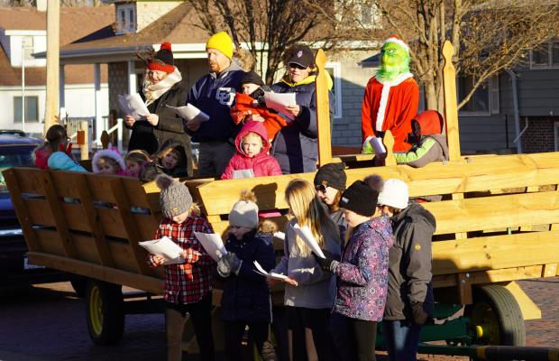 Clarks community spreads Christmas cheer in December