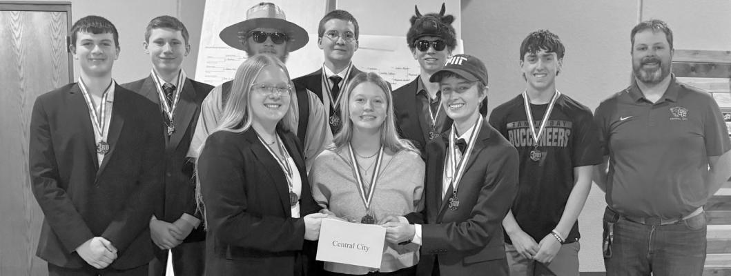 Central City Quiz Bowl flexes mental muscle