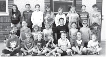 Local Students Tour R-N Office