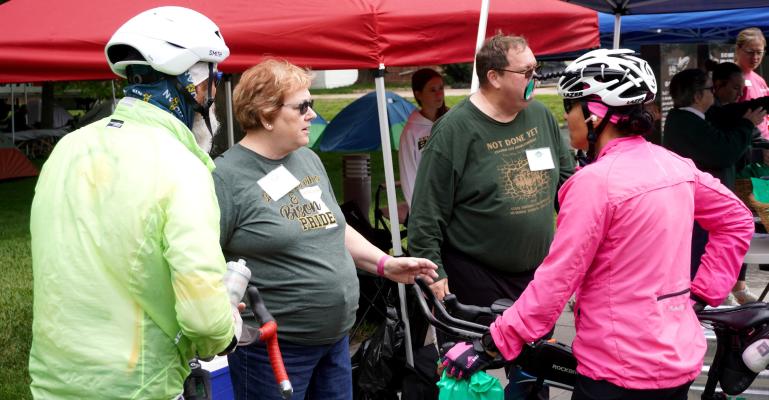 Welcome To Central City Last Thursday volunteers and residents of Central City like Deb and Russ Flesch showed up to South Park to welcome and assist BRAN riders.