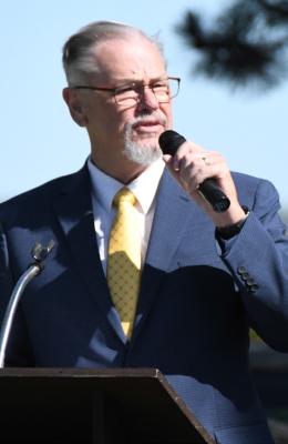 Pastor Tom Lucas