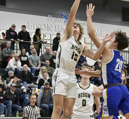 Bison hoops teams encounter mixed