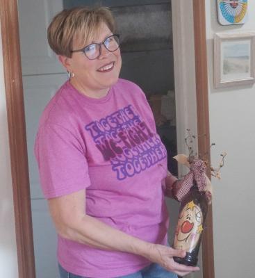 Honoring Becky The legecy of Becky Freelend lives on through the generosity that she showed during her lifetime but also through the creativity that she possessed. Becky’s sister-in-law, Nancy McGinnis and husband Nick Freelend have been busy preparing for a special sale in Becky’s honor.