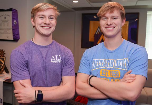 UNK freshmen Dylan, left, and Derek Pfeifer like to stay busy. They’re both members of the Honors Program, Kearney Health Opportunities Program, Health Science Club and Delta Tau Delta fraternity. (Photo by Erika Pritchard, UNK Communications)