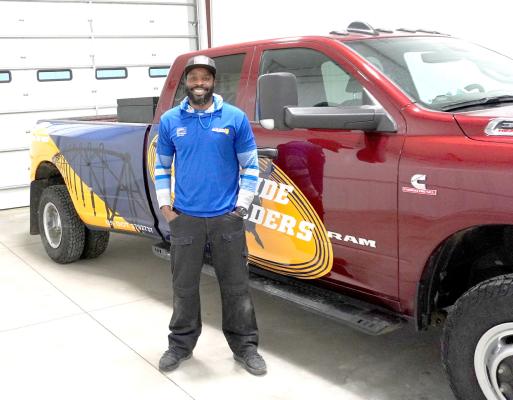 Continued Success Banks Wraps and Signs hit the scene in 2018 and since then Kegnide “Banks” Bankole has been attracting plenty of business, so much so that it was time to add a second location to offer even more to his customers. (R-N Photo by Jacob Kennedy)