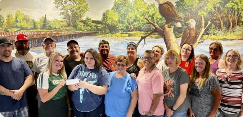 Bison girls golf team receives boost from locals
