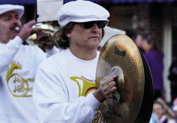 Tracey Hefner with the Alumni Band