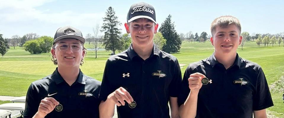 Carter Simonsen, Karter Negus, Brock Olivo