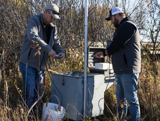 Our Dirty Water: Emails reveal Nebraska leaders cast doubt on nitrate research; former employee says state regulator always on ‘back foot’