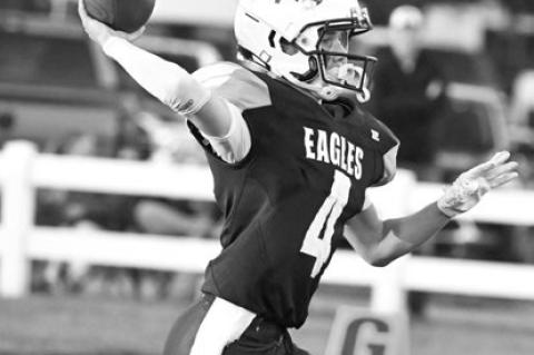 EAGLES WIN ON HOMECOMING
