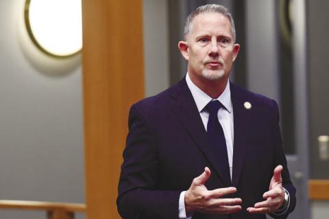 NEBRASKA SUPREME COURT CHIEF JUSTICE JEFFREY FUNKE speaks to those gathered in the Merrick County Courthouse on Monday during the court’s summer tour across the central part of the state. Photo by Jordan Coslor