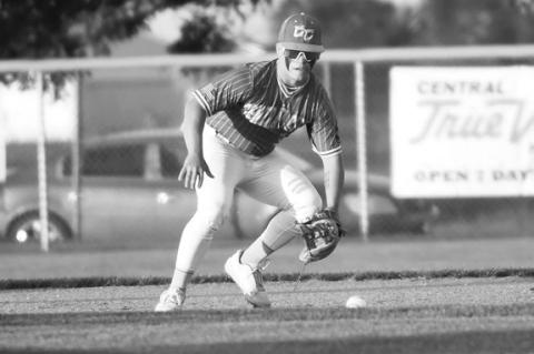MARTIN GONZALES fields a ground ball at second base in Central City’s 11-3 win over Aurora last Tuesday.